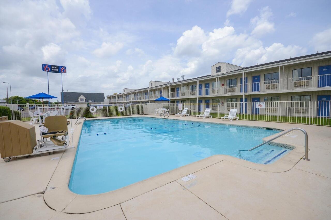 Motel 6-Webster, Tx - Houston - Nasa Lake Exterior foto