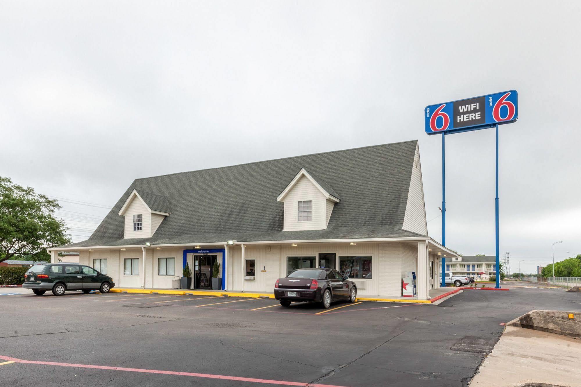 Motel 6-Webster, Tx - Houston - Nasa Lake Exterior foto